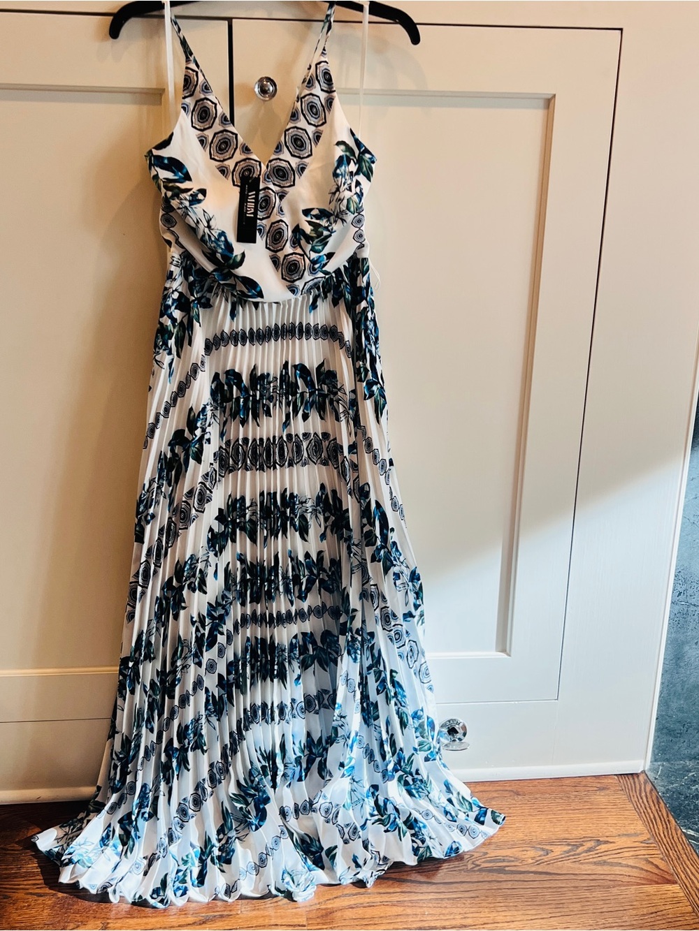White House Black Market pleated maxi dress-size 2